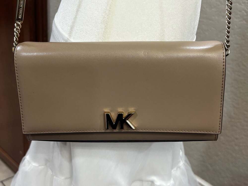 Michael Kors Mott Large East West Leather Clutch/Shoulder Bag